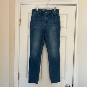 NWOT. Old Navy High Rise Dark Blue Jeans